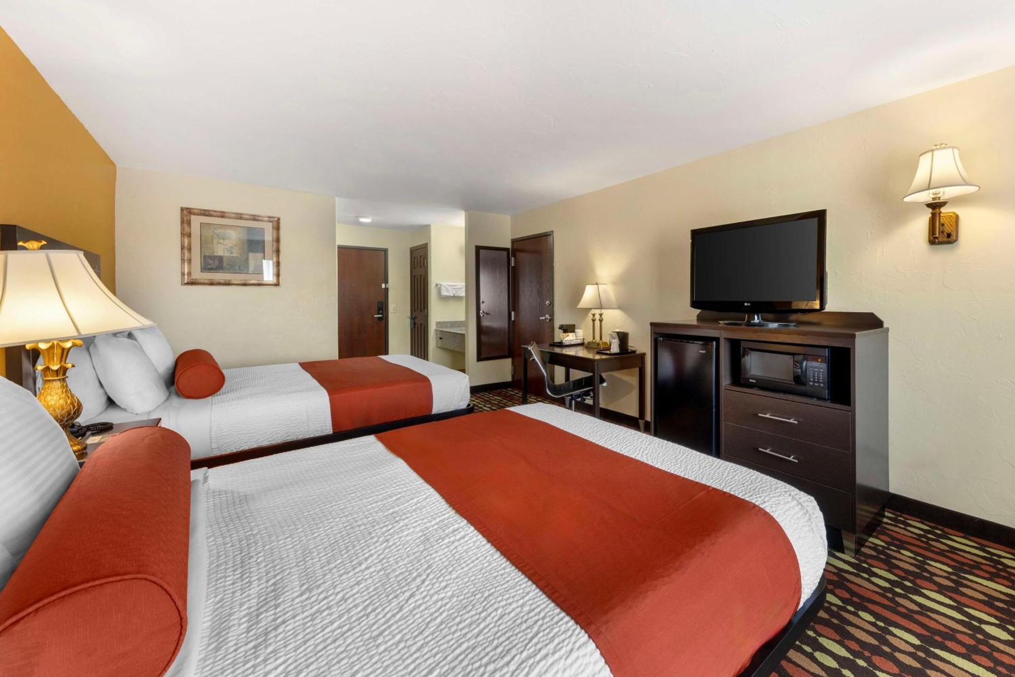 Best Western Greentree Inn & Suites Мур Экстерьер фото