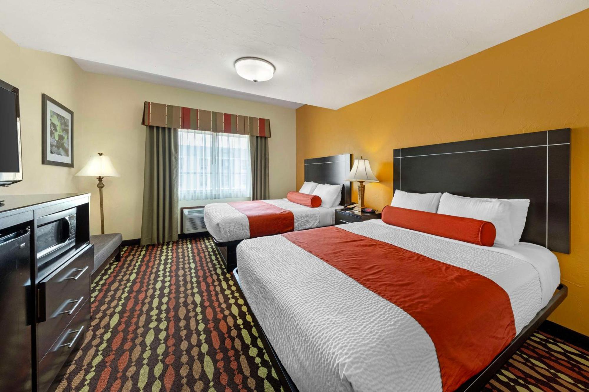 Best Western Greentree Inn & Suites Мур Экстерьер фото