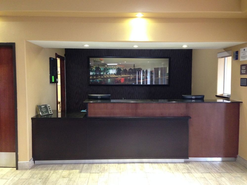 Best Western Greentree Inn & Suites Мур Экстерьер фото