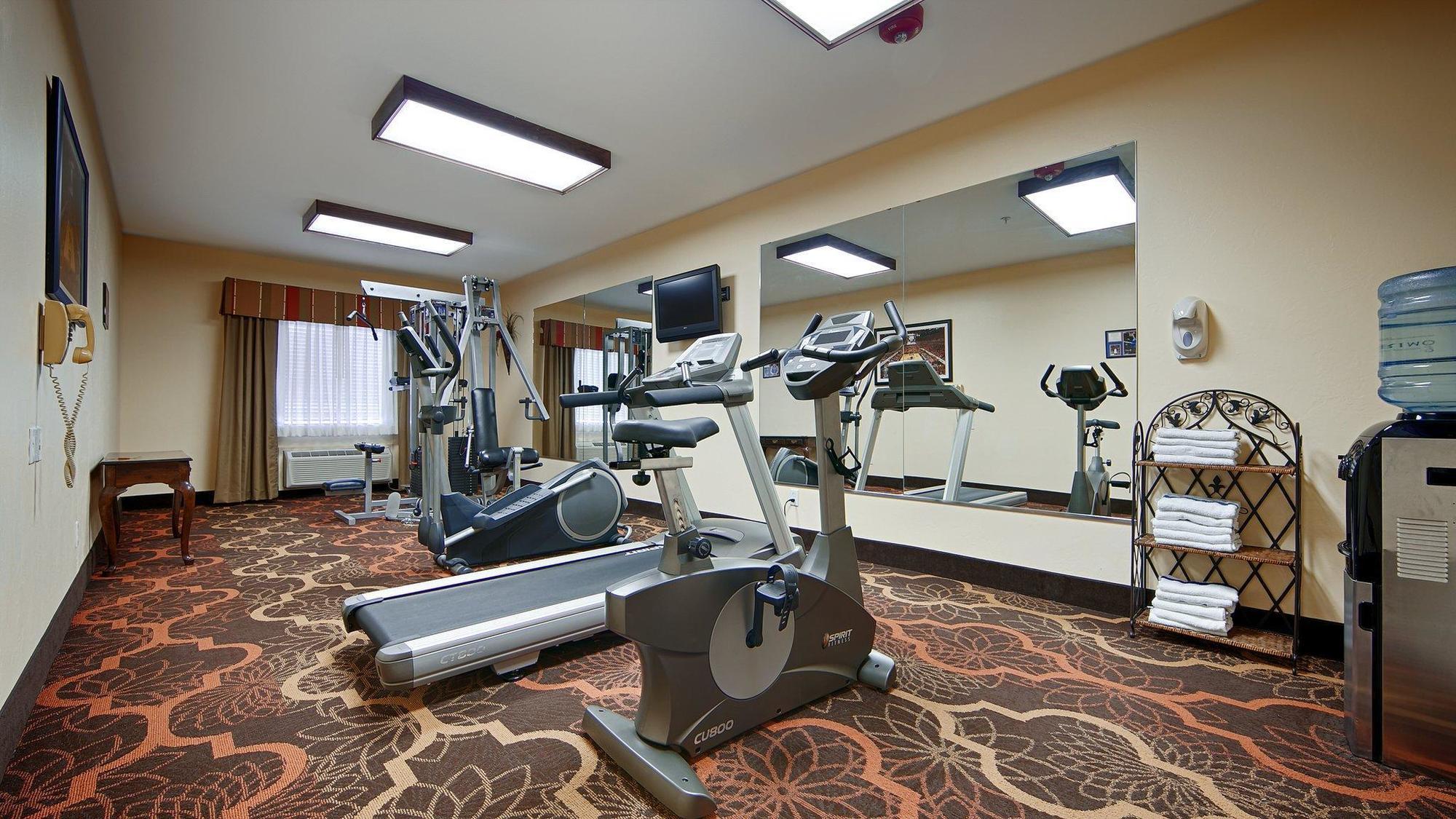 Best Western Greentree Inn & Suites Мур Экстерьер фото